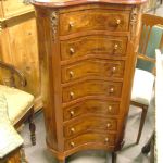 393 4410 CHEST OF DRAWERS